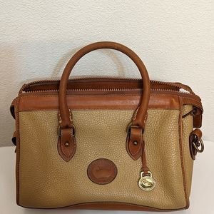 Vintage Dooney & Bourke purse